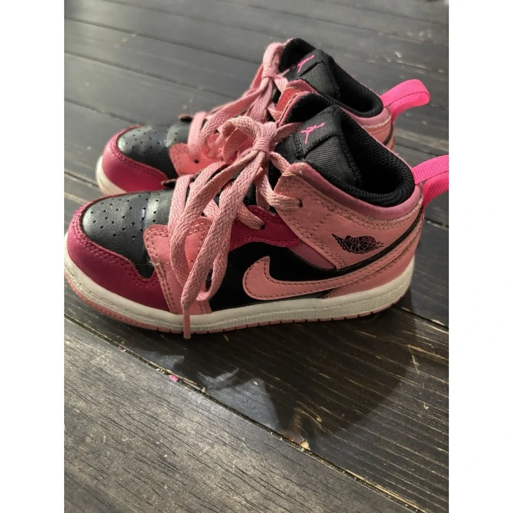 Jordan 1 Mid Coral Chalk Toddler Air Jordan Kids Youth 9c 640735-662 Shoes Cute - Picture 3 of 6